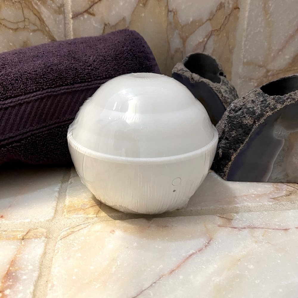 NIB Aromatherapy Mini Travel Diffuser